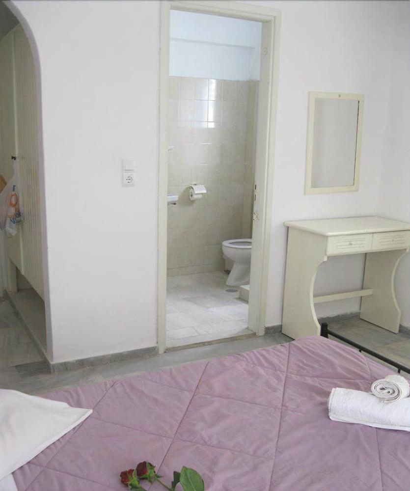 Very-Kokkos Pension 2 Naxos City ภายนอก รูปภาพ